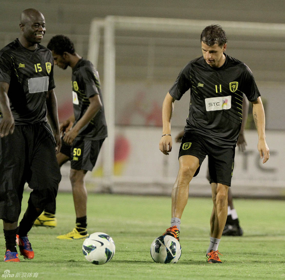 费城76人发布备战花絮，赛后内部沟通，亚冠任务艰巨，控场能力受关注的简单介绍